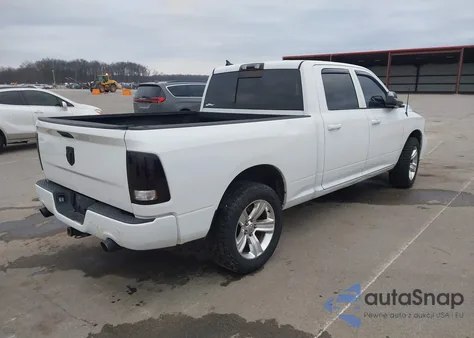 2015 Ram 1500 Sport z USA, uszkodzony, nr VIN 1C6RR7UT9FS647530